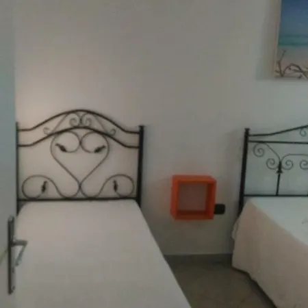 Casa Vacanza La Torre Апартаменты *
