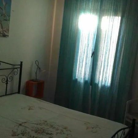 Casa Vacanza La Torre Торре-Лапилло